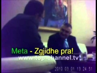 GJYKATA E LARTE HIDHET SHORTI PER TRE GJYQE POLITIKANESH TE PADITUR LAJM