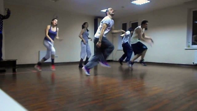 Хип-хоп хореография от Юрия Рыбака в студии TOPdance