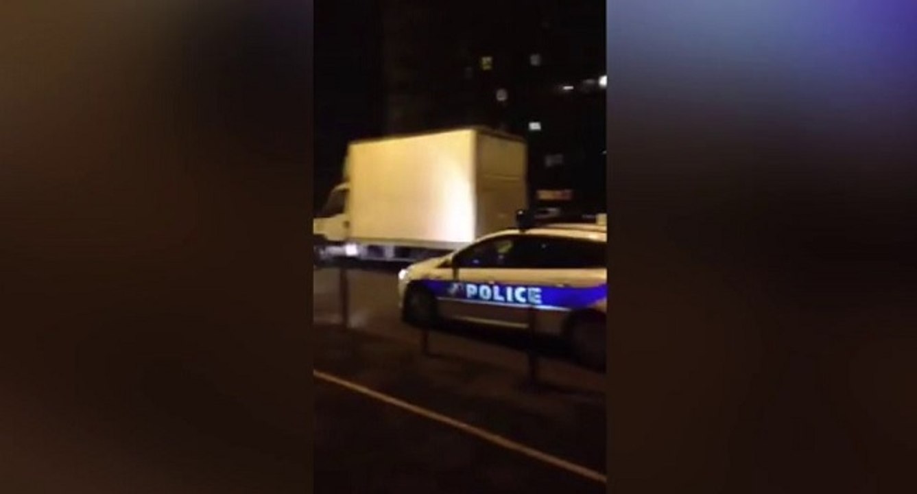 Quand la police diffuse la Marseillaise en banlieue