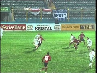 FORMACIONI KUQ E ZI MBETET JASHTE DURO,SHQIPERIA LUAN ME DY SULMUES LAJM