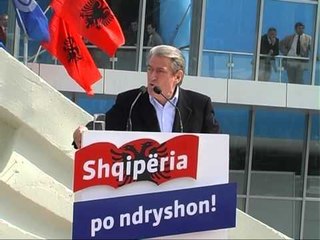 BERISHA NE KAVAJE AKUZON OPOZITEN SE PO KERKON TE PRISHE ZGJEDHJET LAJM