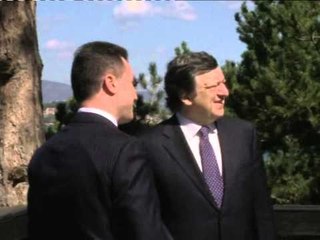 BARROZO MBYLL TURIN NUK MUND TE VIZITOJA GJITHE RAJONIN PERNJEHERE LAJM