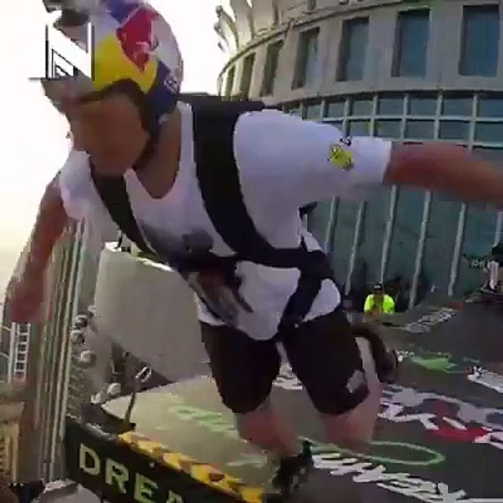 Jumping from Dubai buildings