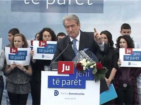 BERISHA NE GRAMSH RAMA SI RAMIZ ALIA,GENJEN NJESOJ SI AI NE 1990 LAJM