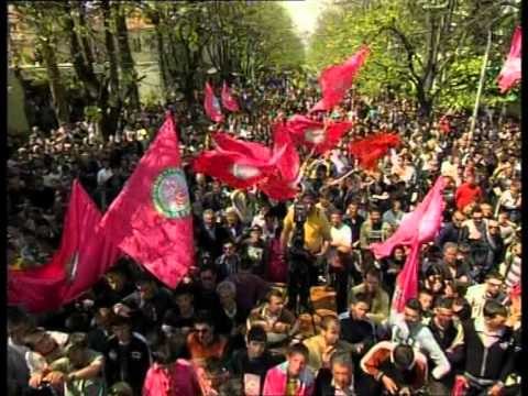 RAMA NE PESHKOPI MOS LEJONI T’JU BLEJNE TE ARDHMEN E FEMIJEVE TUAJ LAJM