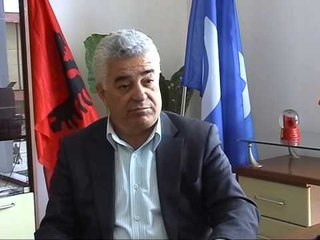 PERBALLJA NE FIER KANDIDATET PARAQESIN IDETE PER DREJTIMIN E QYTETIT LAJM