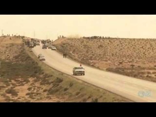 VAZHDON LUFTA NE LIBI SENATORI MCCAIN VIZITON PAPRITUR BENGHAZIN LAJM