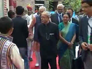 President Pranab Mukherjee visits IIM Ahmedabad, interacts with students