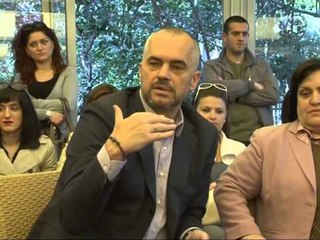 RAMA TEK NJESIA 5 QEVERIA PO USHTRON PRESION MBI ADAMINISTRATEN LAJM
