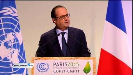 COP21 : François Hollande exige plus que des "bons sentiments"