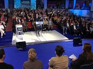 INICIATIVA PER TIRANEN LULZIM BASHA PERBALLE PANELIT TE GAZETAREVE LAJM