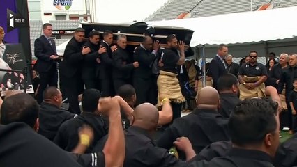 Les All Blacks rendent un dernier hommage à Jonah Lomu