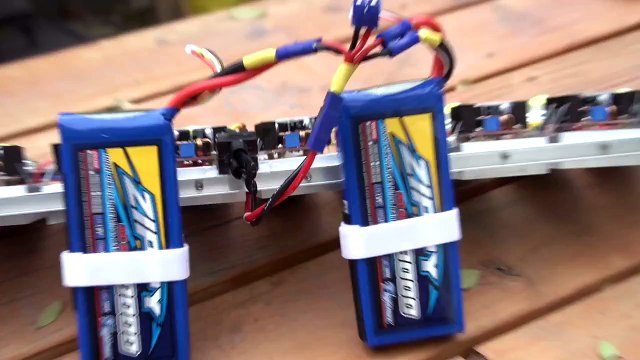 1000W LED Flashlight - Worlds Brightest (90,000 Lumens)