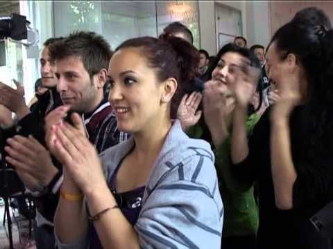 SELIA ROZE MBUSHET ME MILITANTE,FAQE ME TE DHENA NE INTERNET LAJM