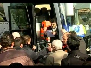 FRIKA E VIZAVE MAQEDONIA NDAL 500 QYTETARE QE LARGOHESHIN NE KUFI LAJM