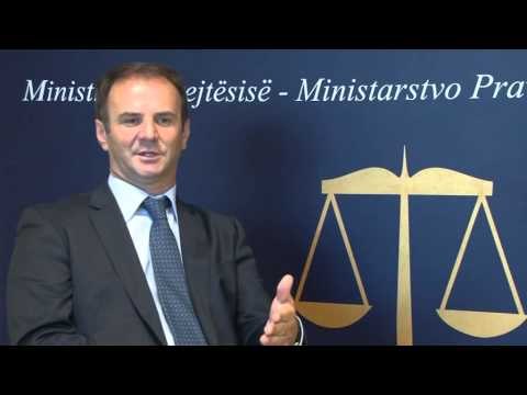 KOSOVE,MINISTRI I DREJTESISE KUÇI “EMRAT E TE AKUZUARVE VETEM KUR TE NGRIHET GJYKATA” LAJM