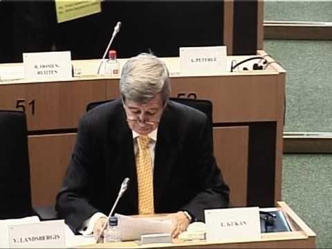 KUKAN REKOMANDON KOLEGJI TE KONSULTOHET ME KOMISIONIN E VENECIAS LAJM