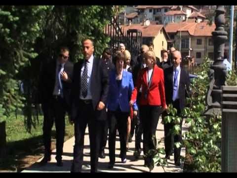 ASHTON NE PRISHTINE KONFIRMON MBESHTETJEN E BE PER INTEGRIMIN E KOSOVES LAJM