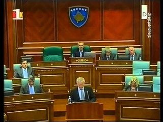 Скачать видео: KUVENDI I KOSOVES SEANCE E JASHTEZAKONSHME PER PROCESIN E HARADINAJ LAJM