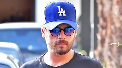 Scott Disick fait du shopping après Thanksgiving