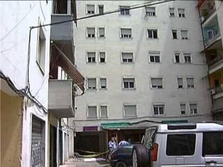 VETVRASJE NE TIRANE 26 VJEÇARI HIDHET NGA KATI I NENTE,JETONTE I VETEM LAJM