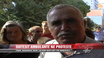 Protesta e tregtarëve ambulantë në Fier - News, Lajme - Vizion Plus