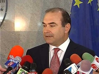 KRITIKAT E BRUKSELIT HAXHINASTO KERKON RESPEKTIM TE VENDIMEVE TE KOLEGJIT LAJM