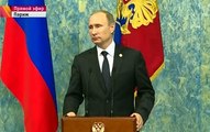 Париж:Владимир Путин ответил на вопросы российских и зарубежных журналистов