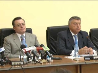 Скачать видео: RRITJA E PAGAVE BERISHA RISIGURON PENSIONISTET DHE BUXHETORET LAJM