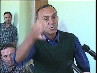 BLLOKOHET FURNIZIMI ME UJE BANORET E NENSHATIT AKUZOJNE SE KA PRAPAVIJE POLITIKE LAJM