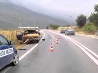 AKSIDENT I RENDE NJE I VDEKUR DHE DY TE PLAGOSUR NE FUSHEN E LUZATIT LAJM