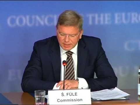 FYLE PER SHQIPERINE KRIZA POLITIKE PO E FUT VENDIN NE NJE RRUGE QORRE LAJM