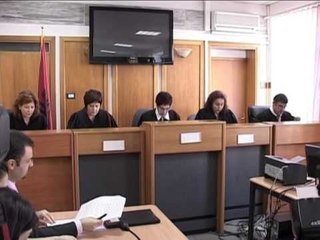 GJYQTARE ME DY STANDARDE KOLEGJI DY VENDIME PER KOLSHIN DHE TIRANEN LAJM