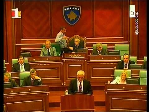 KUVENDI I KOSOVES REZOLUTE PER DJEGIEN E POSTAVE KUFITARE NE VERI LAJM
