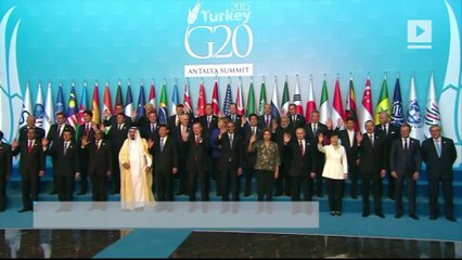 Putin, Obama Discuss Syria as Paris Hosts Anti-Terror Allies