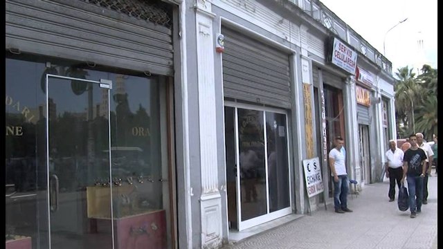 LUFTA KUNDER INFORMALITETIT,NE LEZHE E FIER SHENOHEN EDHE ARRESTIMET E PARA LAJM