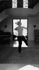 Britney Spears compartió un video bailando Hello de Adele