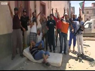 BUNKERI I GADAFIT PUSHTOHET NGA REBELET,ASNJE GJURME E KOLONELIT LAJM