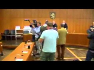 PROCESI ARID U  KOSOVARI PRANON AUTORESINE DHE KERKON FALJE LAJM