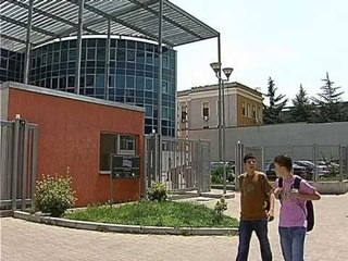 HETIMET PER VRASJEN POLICIA ENDE NUK KA NJE PISTE TE QARTE HETIMI LAJM
