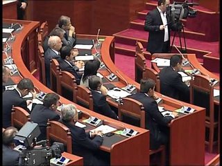 KRIZA POLITIKE FRATINI DHE LAMBRINIDIS TE HENEN NEGOCIATA NE TIRANE LAJM