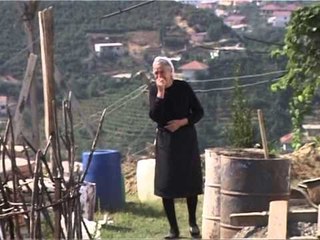 KRIM NE FAMILJE BURRI VRET GRUAN NE SHKOZE PER MOTIVE PRONESIE LAJM