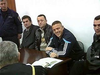 GJYKATA E LARTE RIKTHEN NE BURG GARDISTIN E AKUZUAR PER 21 JANARIN LAJM