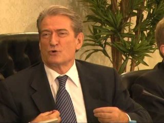 MBLEDHJA E QEVERISE BERISHA KERKON ANALIZE TE HOLLESISHME NGA MINISTRAT LAJM