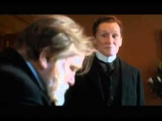 GLEN CLOSE PER SHQIPERINE U FRYMEZUA NGA “BURRNESHAT” SHQIPTARE PER ROLIN LAJM