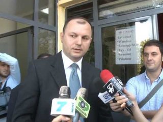 DO TE QENDROJE NE DETYRE GJYKATA RREZON KERKESEN E PROKURORISE PER F HOXHEN LAJM