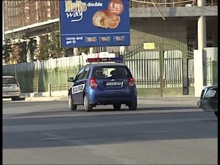 KRIMI ULET KEMBEKRYQ QYTETI I VLORES I PASIGURT NGA GRUPET KRIMINALE LAJM