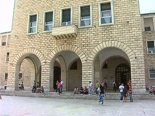 HAPEN UNIVERSITETET NIS VITI I RI AKADEMIK PER AFRO 25 MIJE STUDENTE LAJM