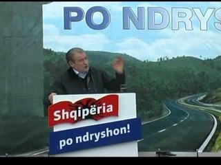 BERISHA NE KORÇE AKUZON RAMEN PER BLLOKIMIN E INTEGRIMIT TE VENDIT LAJM