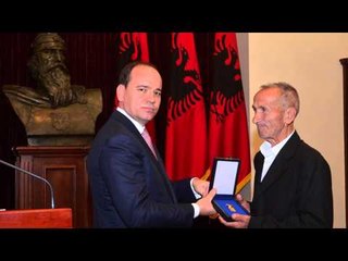 PRESIDENTI DEKORON EFEKTIVIN E RENEA IBRAHIM BASHA